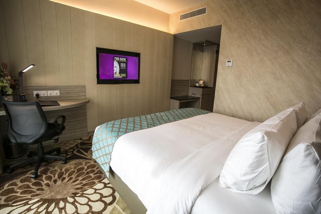 V8 Hotel Johor Bahru Exterior foto